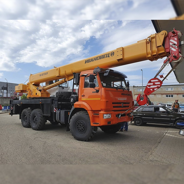 Автокран КАМАЗ вездеход 25 тонн 31 метр